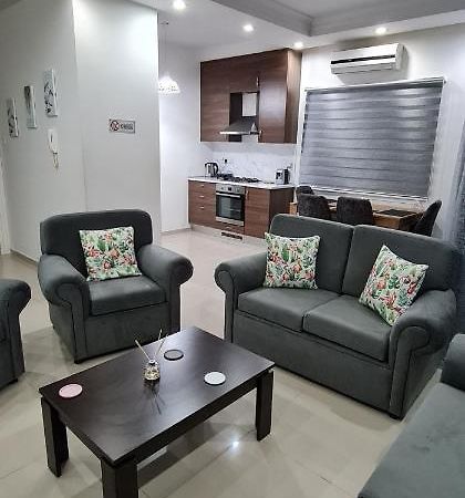 Oytam Apt Nikosia Bagian luar foto
