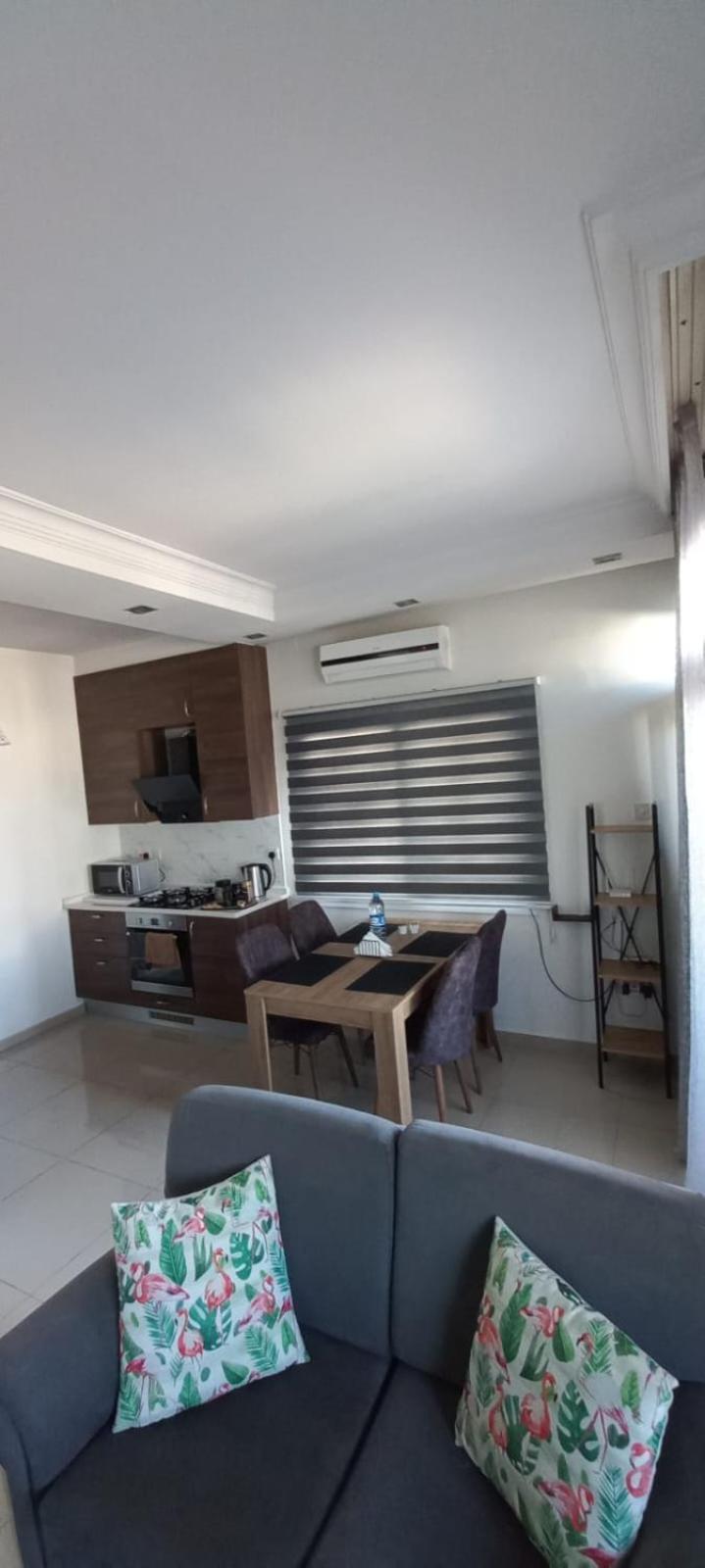 Oytam Apt Nikosia Bagian luar foto
