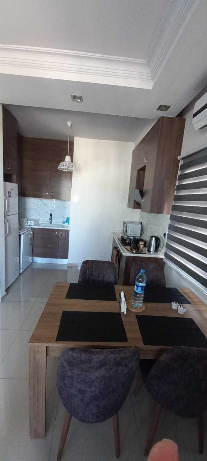 Oytam Apt Nikosia Bagian luar foto